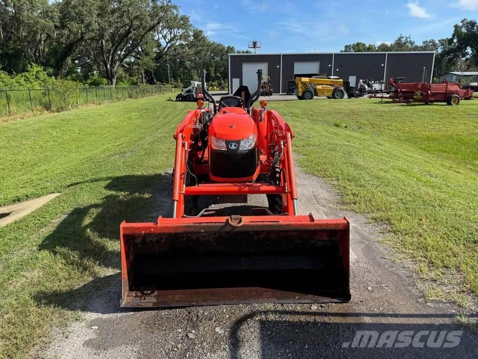 Kubota L 2501 HST トラクター