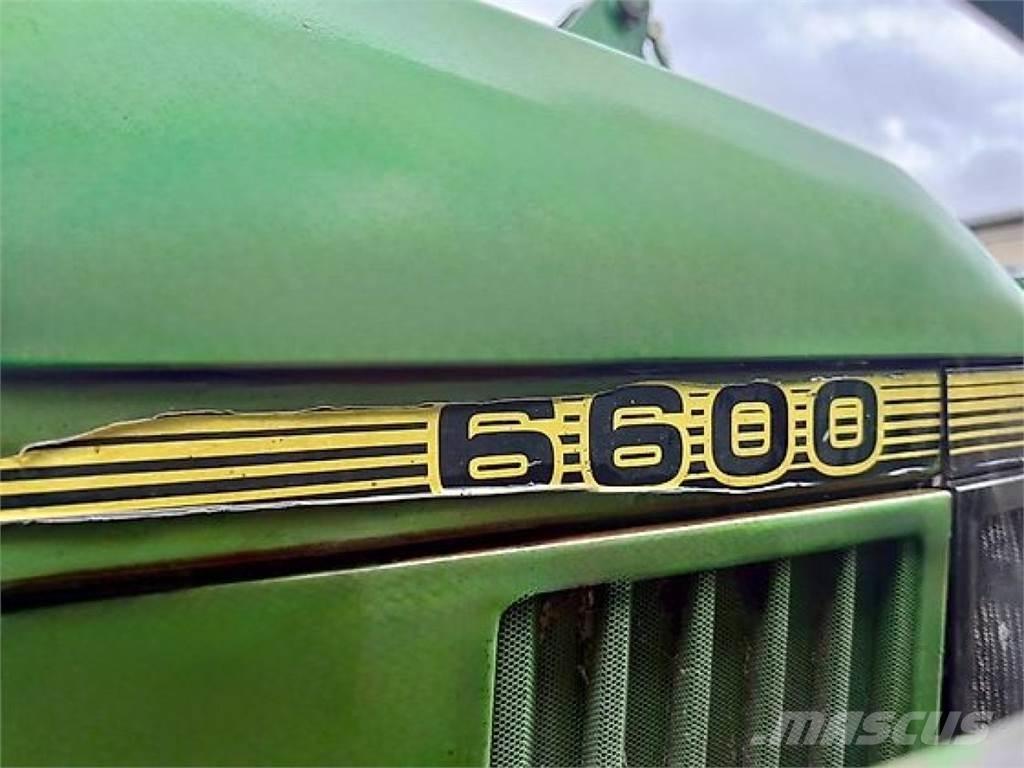 John Deere 6600 トラクター