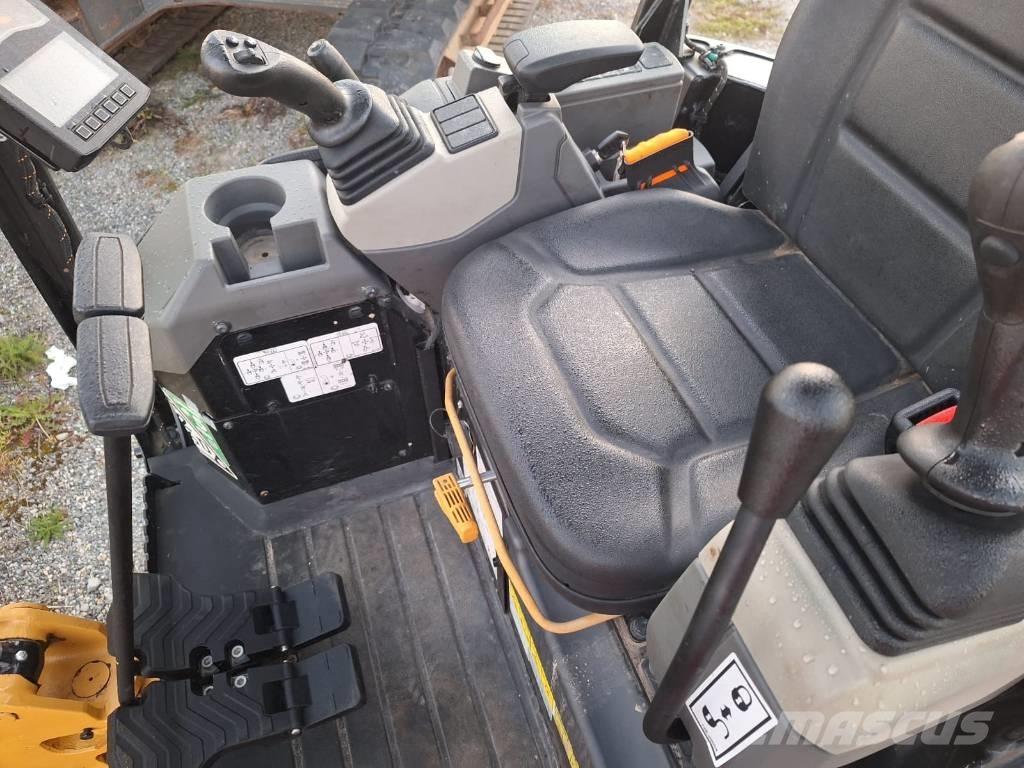 CAT 301.5 ミニ油圧ショベル 7t以下（ミニユンボ・ミニディガー）