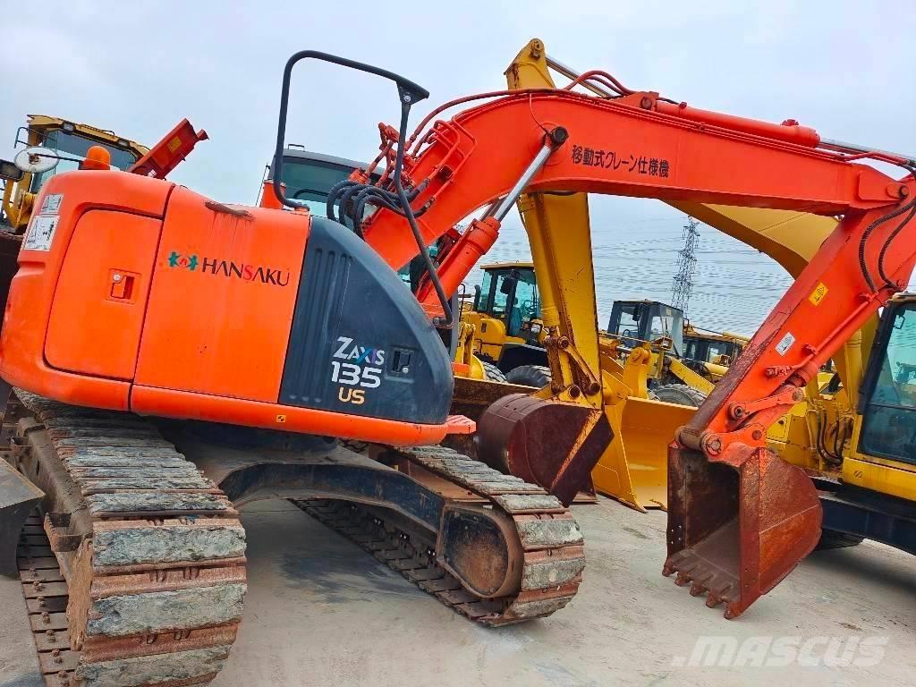 Hitachi ZX 135 US 大型油圧ショベル12t以上（パワーショベル・ユンボ）