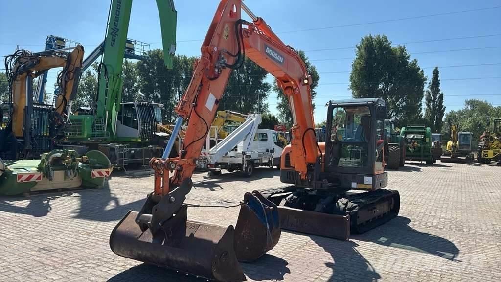 Doosan DX85 0 特殊油圧ショベル
