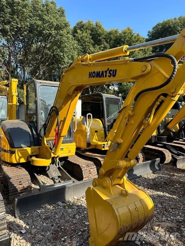 Komatsu PC 40 大型油圧ショベル12t以上（パワーショベル・ユンボ）
