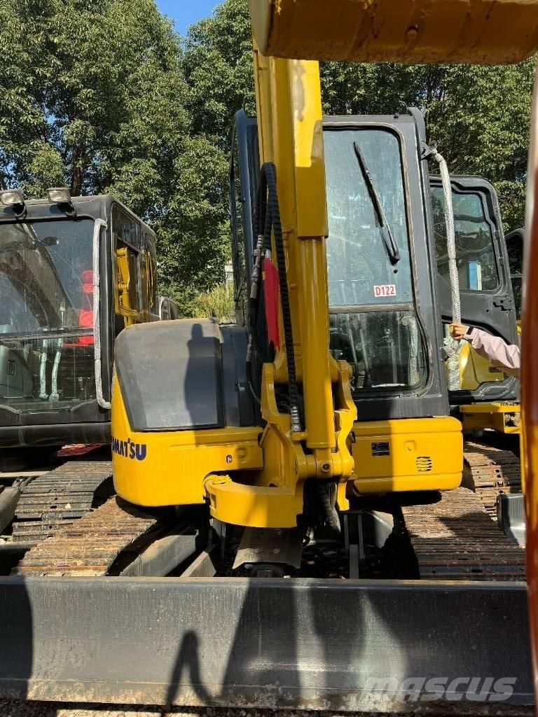 Komatsu PC 40 大型油圧ショベル12t以上（パワーショベル・ユンボ）