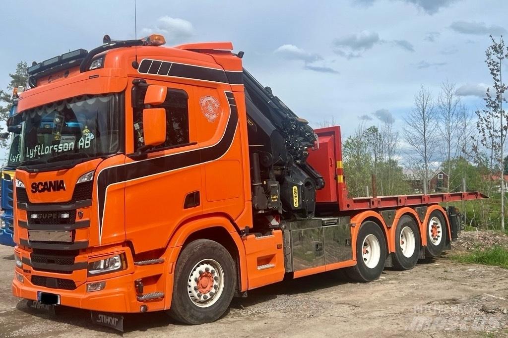 Scania R 500 クレーントラック、ユニック車