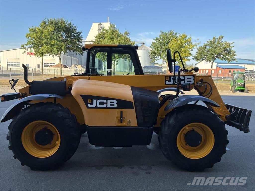 JCB 526-56 農業用テレハンドラー