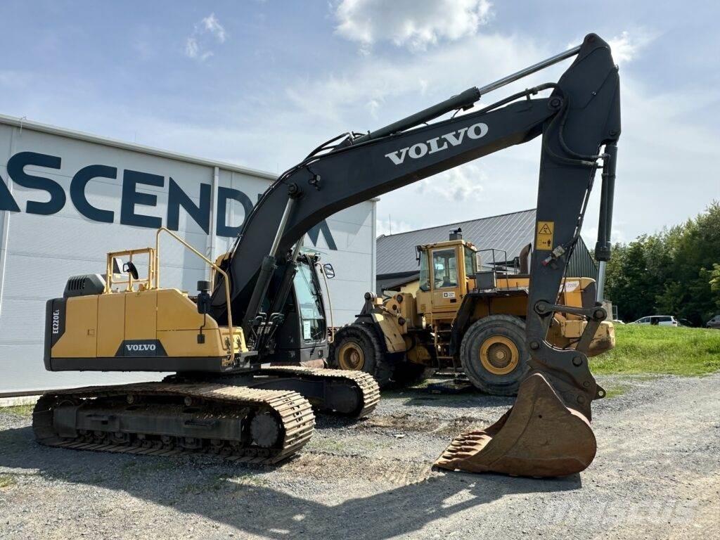 Volvo EC220EL 大型油圧ショベル12t以上（パワーショベル・ユンボ）