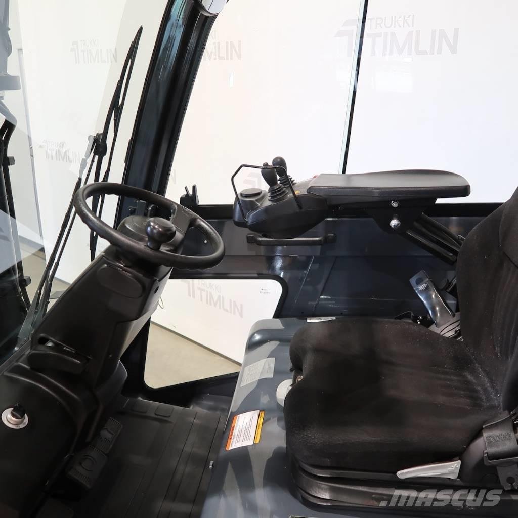 Toyota 8FBMKT25 バッテリーフォークリフト