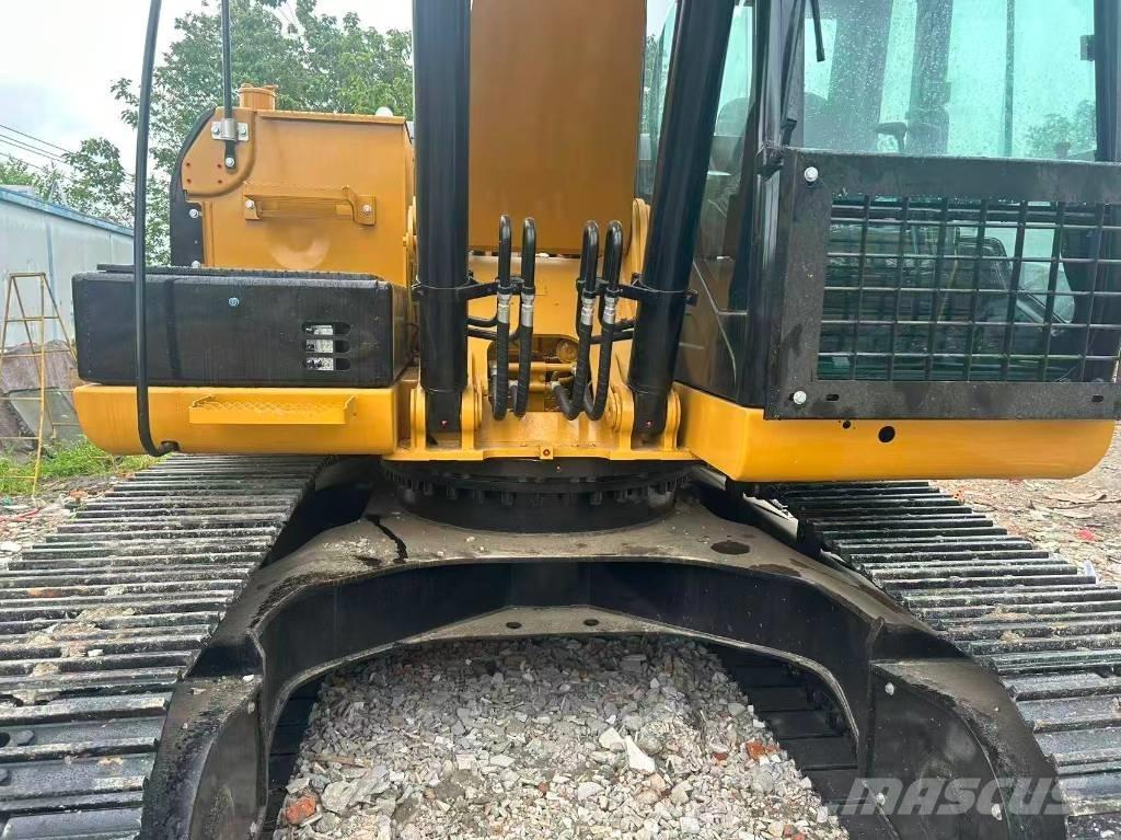 CAT 320D2L 大型油圧ショベル12t以上（パワーショベル・ユンボ）