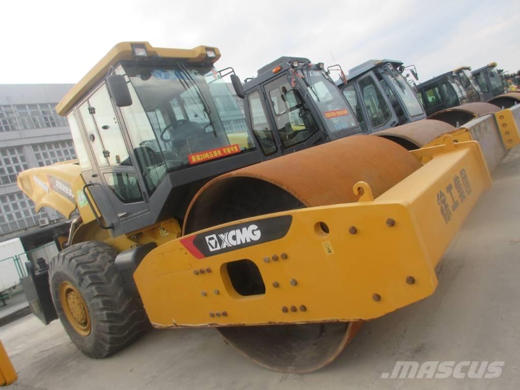 XCMG XS 263 J 振動ローラ