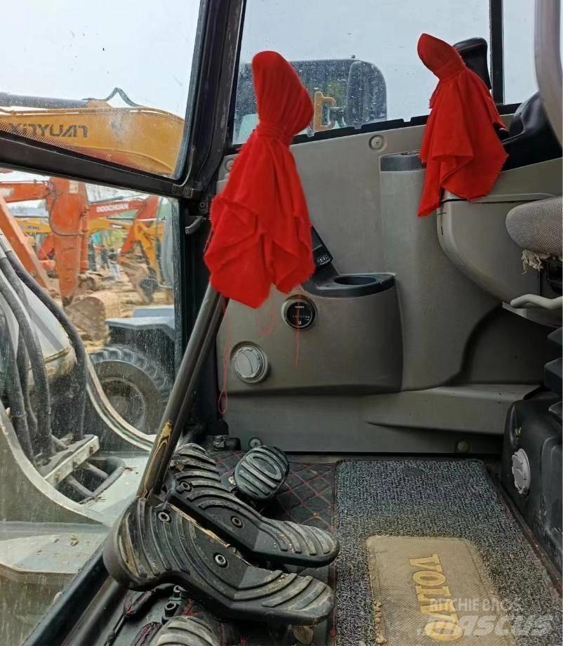 Volvo EC 60 D 大型油圧ショベル12t以上（パワーショベル・ユンボ）