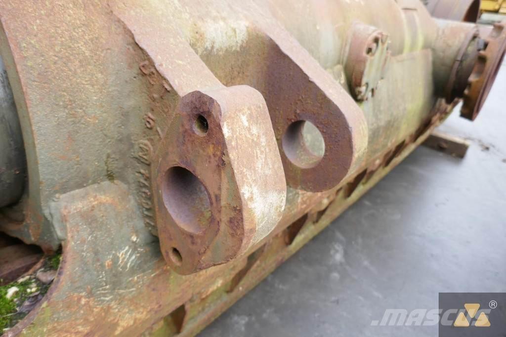 CAT 9W-0558 タイヤ、ホイル、リム