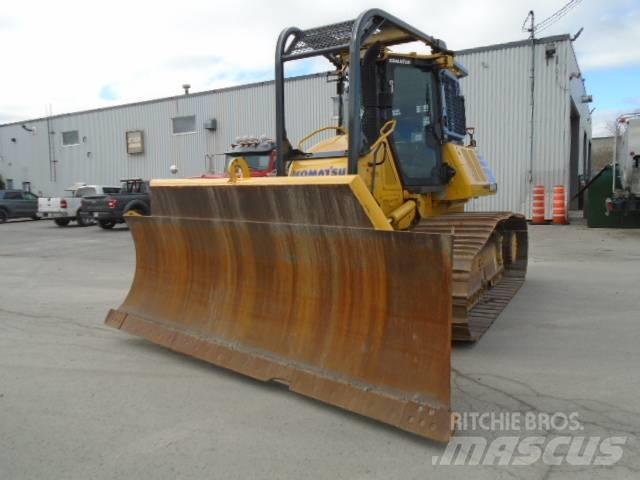 Komatsu D61PX-24 ブルドーザー