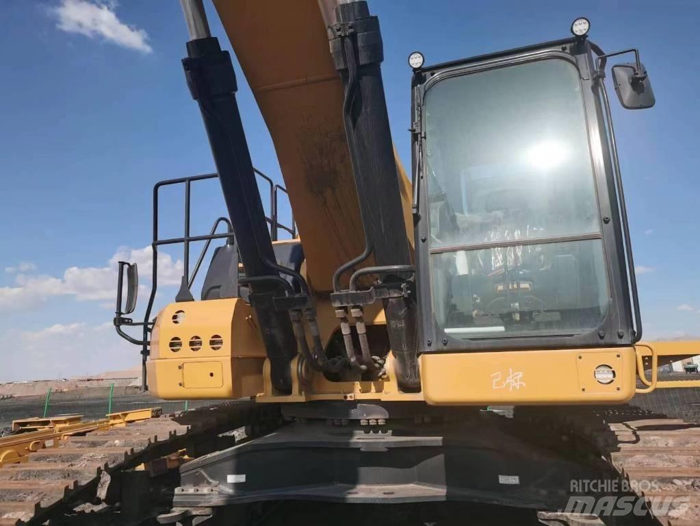 CAT 2020 CAT 374 ホイール式油圧ショベル（パワーショベル・ユンボ・バックホー）