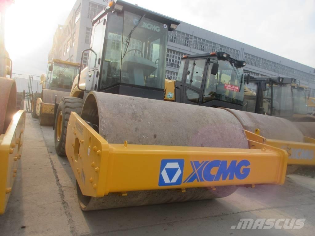 XCMG XS 223 J 振動ローラ