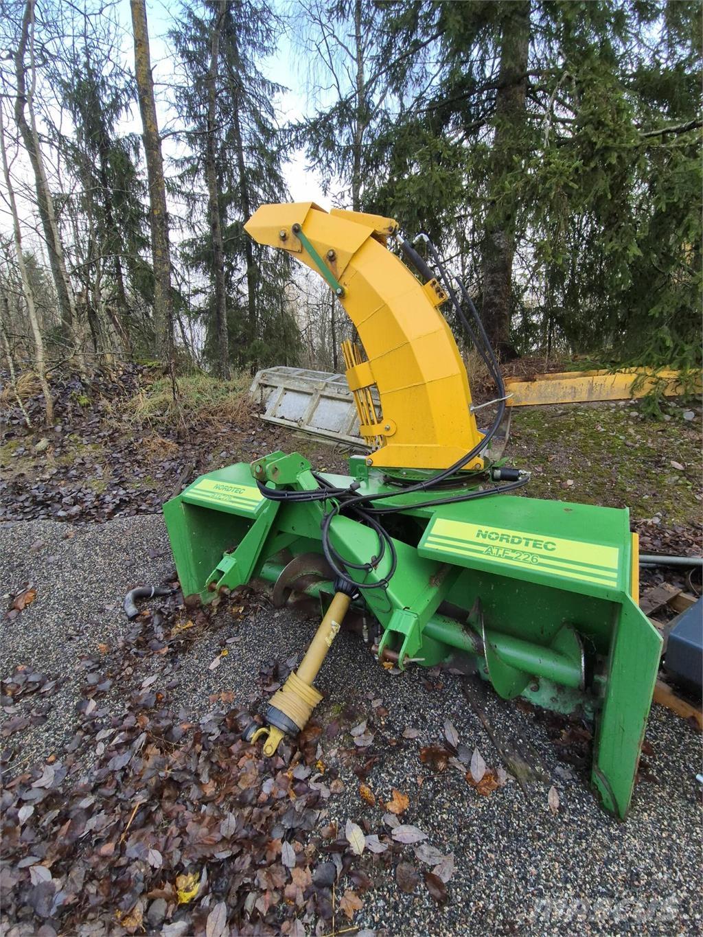 Ala-talkkari 226 除雪機