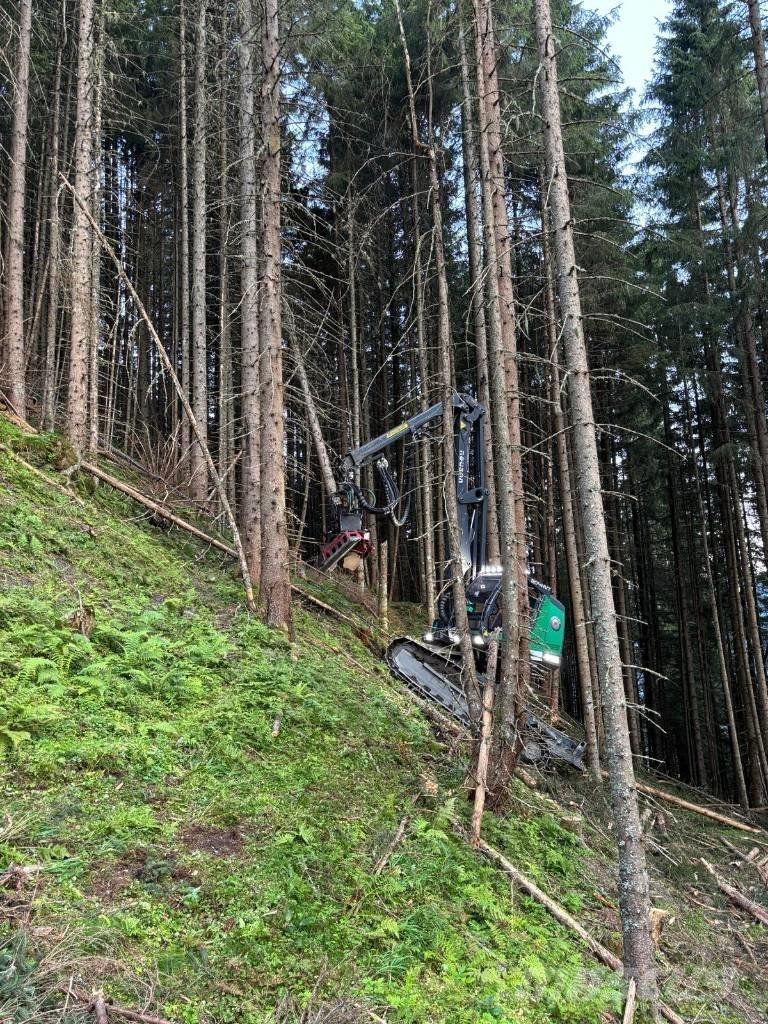 Neuson Forest 204HVT ハーベスター