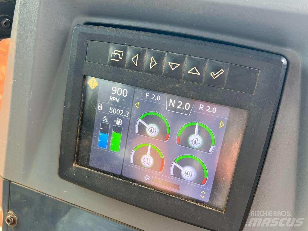 John Deere 750L LGP ブルドーザー