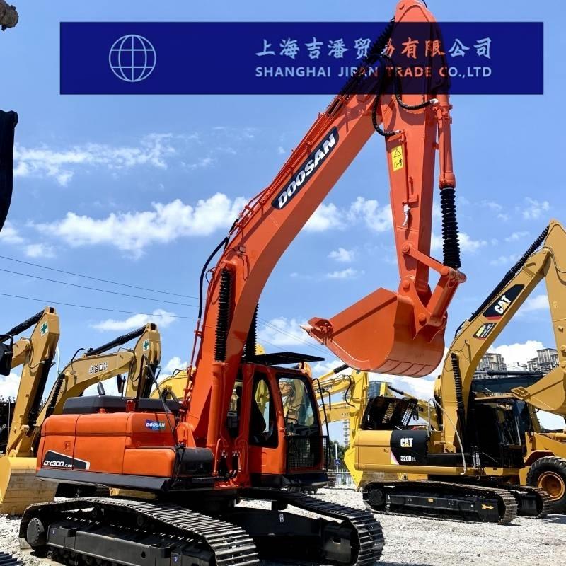 Doosan DX 300 大型油圧ショベル12t以上（パワーショベル・ユンボ）