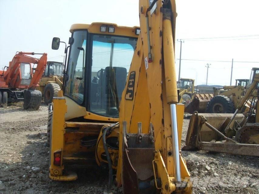 JCB 3CX バックホーローダー