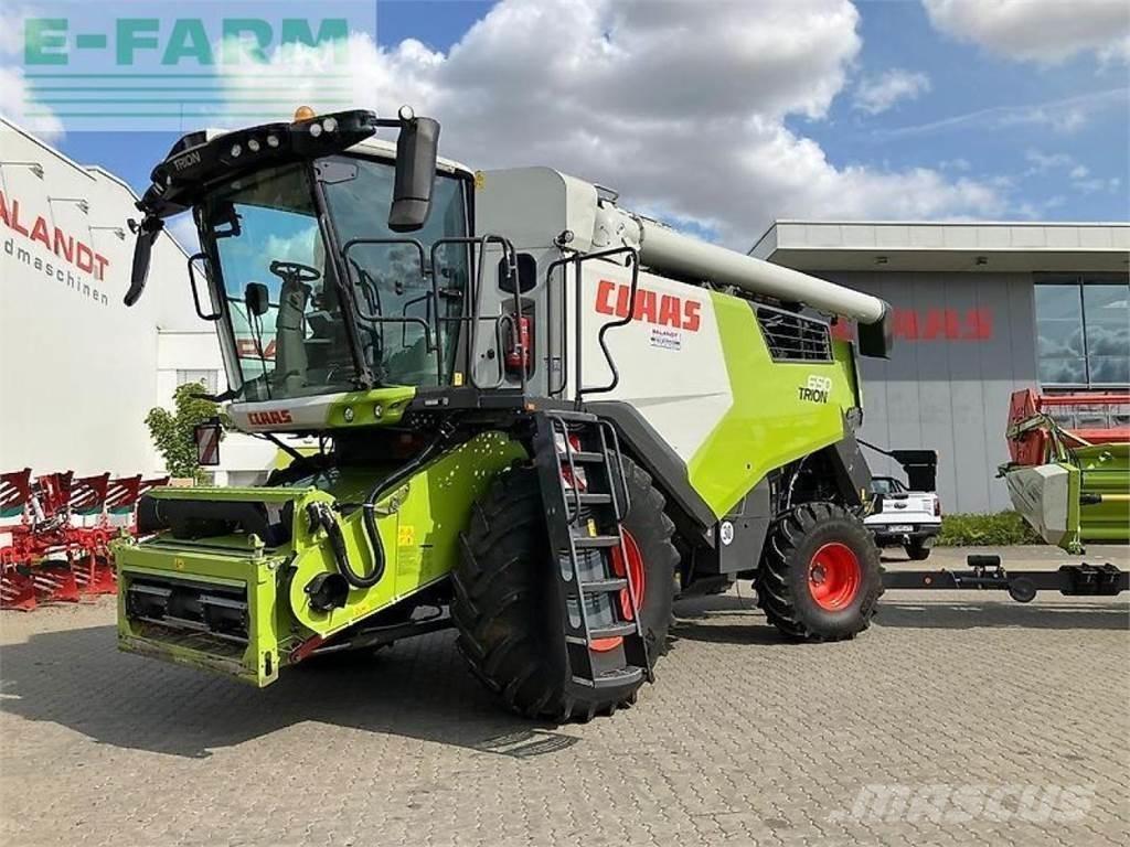 CLAAS trion 650 コンバイン