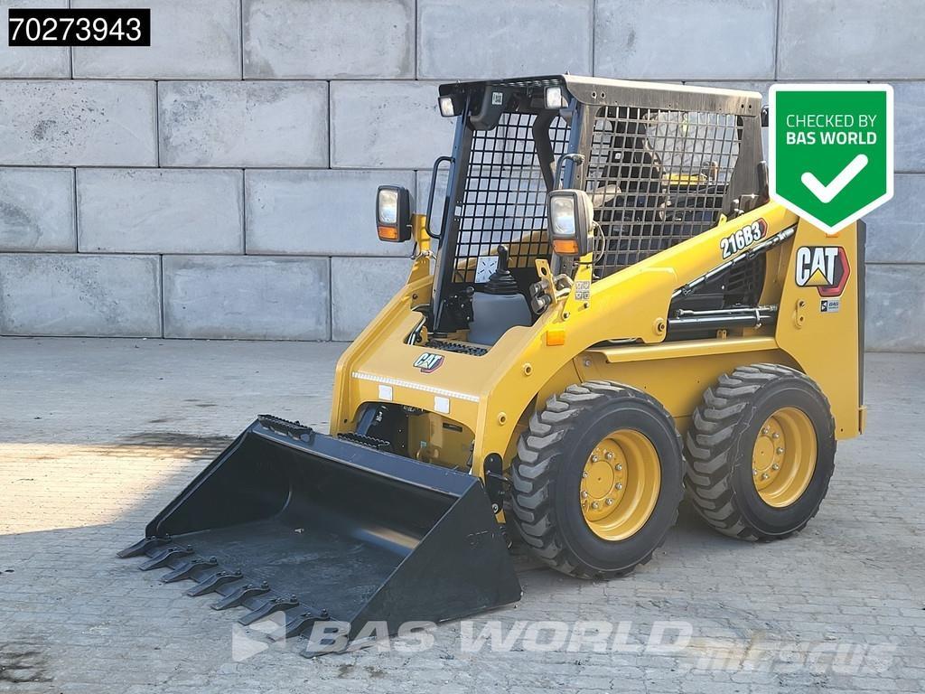 CAT 216 B3 スキッドステアローダー