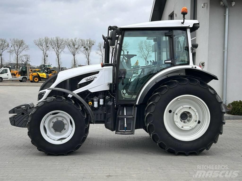 Valtra A 134 トラクター