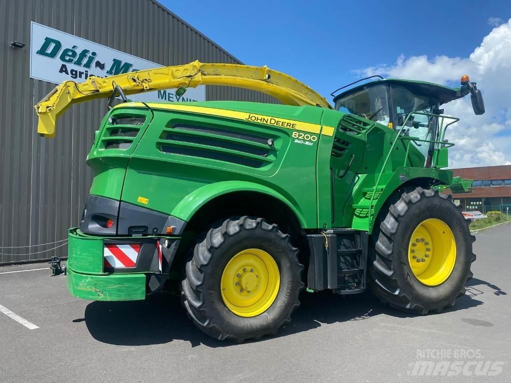 John Deere 8200 フォレージハーベスター