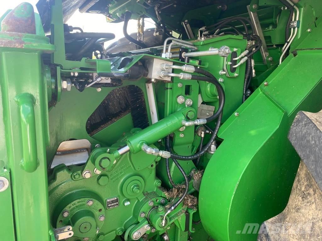 John Deere 8200 フォレージハーベスター