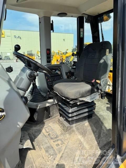 JCB 3CX COMPACT バックホーローダー