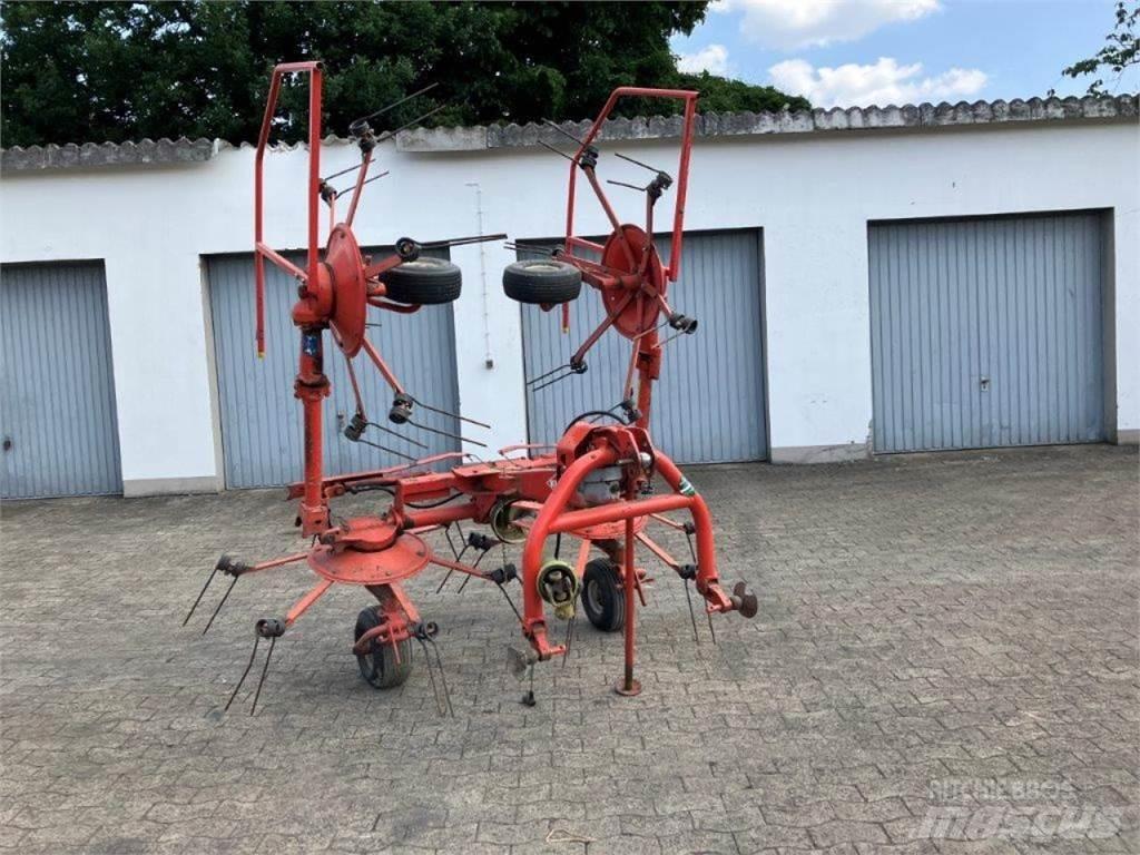 Kuhn GF 5001 MH テッダー・テッダーレーキ