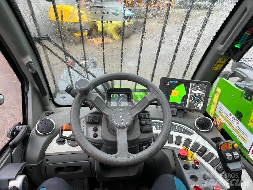 Merlo P30.10 テレスコーピックハンドラー