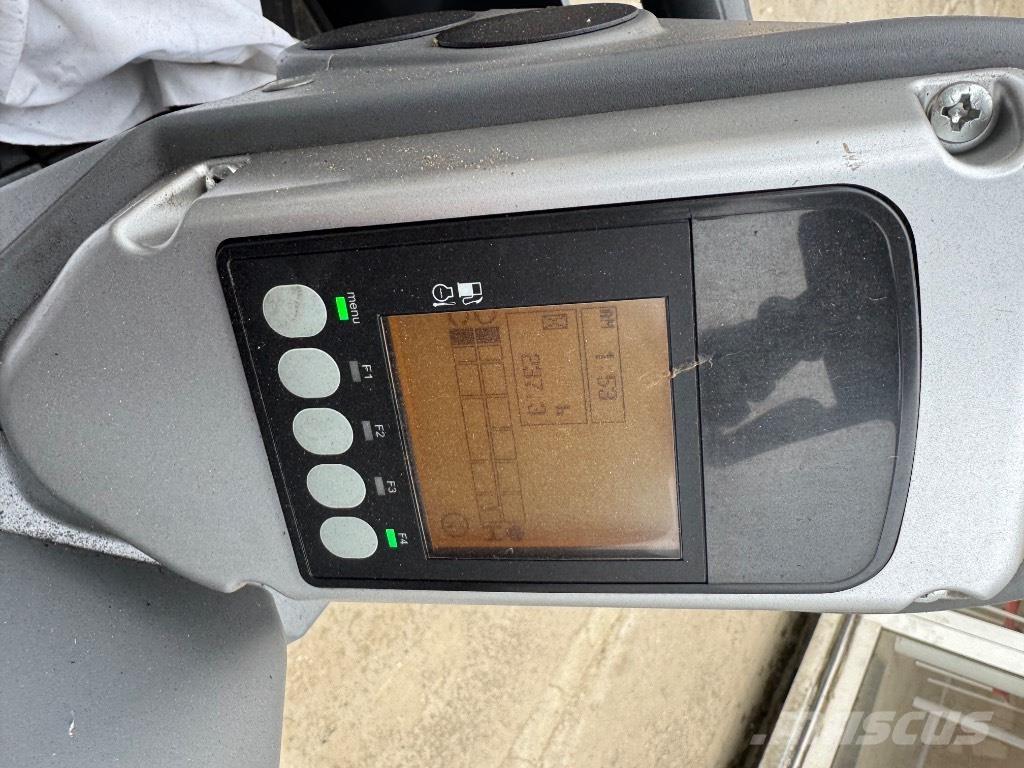 Yanmar SV17VT (25293) ミニ油圧ショベル 7t以下（ミニユンボ・ミニディガー）