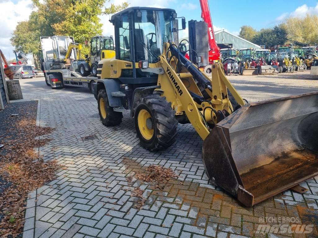 Yanmar V 120 ホイールローダー・タイヤショベル