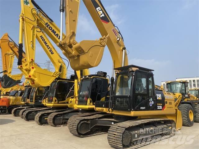 CAT 323 D L 大型油圧ショベル12t以上（パワーショベル・ユンボ）