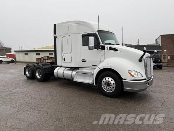 Kenworth T680 中古トラクターヘッド | トレーラーヘッド