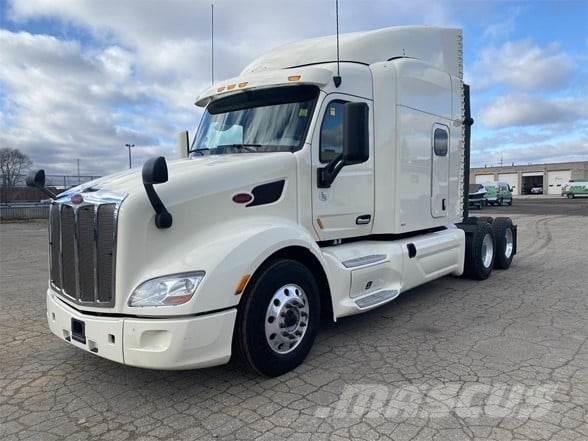 Peterbilt 579 中古トラクターヘッド | トレーラーヘッド