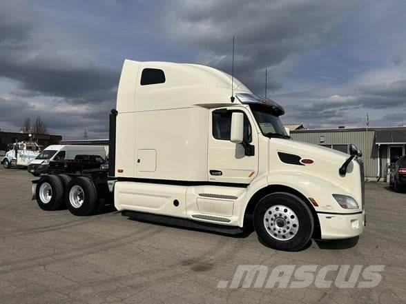 Peterbilt 579 中古トラクターヘッド | トレーラーヘッド