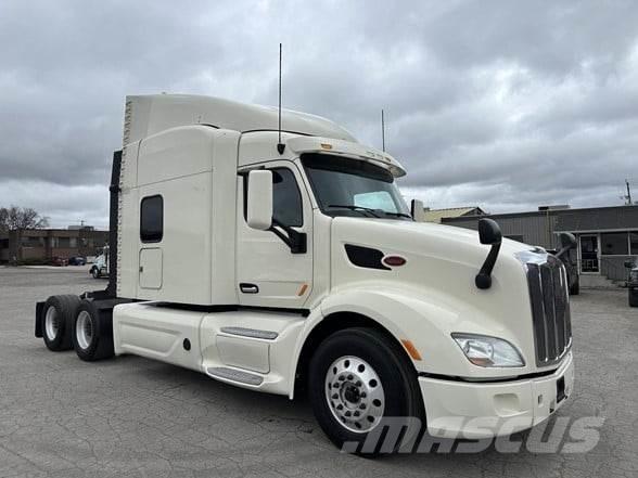 Peterbilt 579 中古トラクターヘッド | トレーラーヘッド