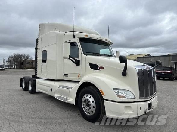 Peterbilt 579 中古トラクターヘッド | トレーラーヘッド
