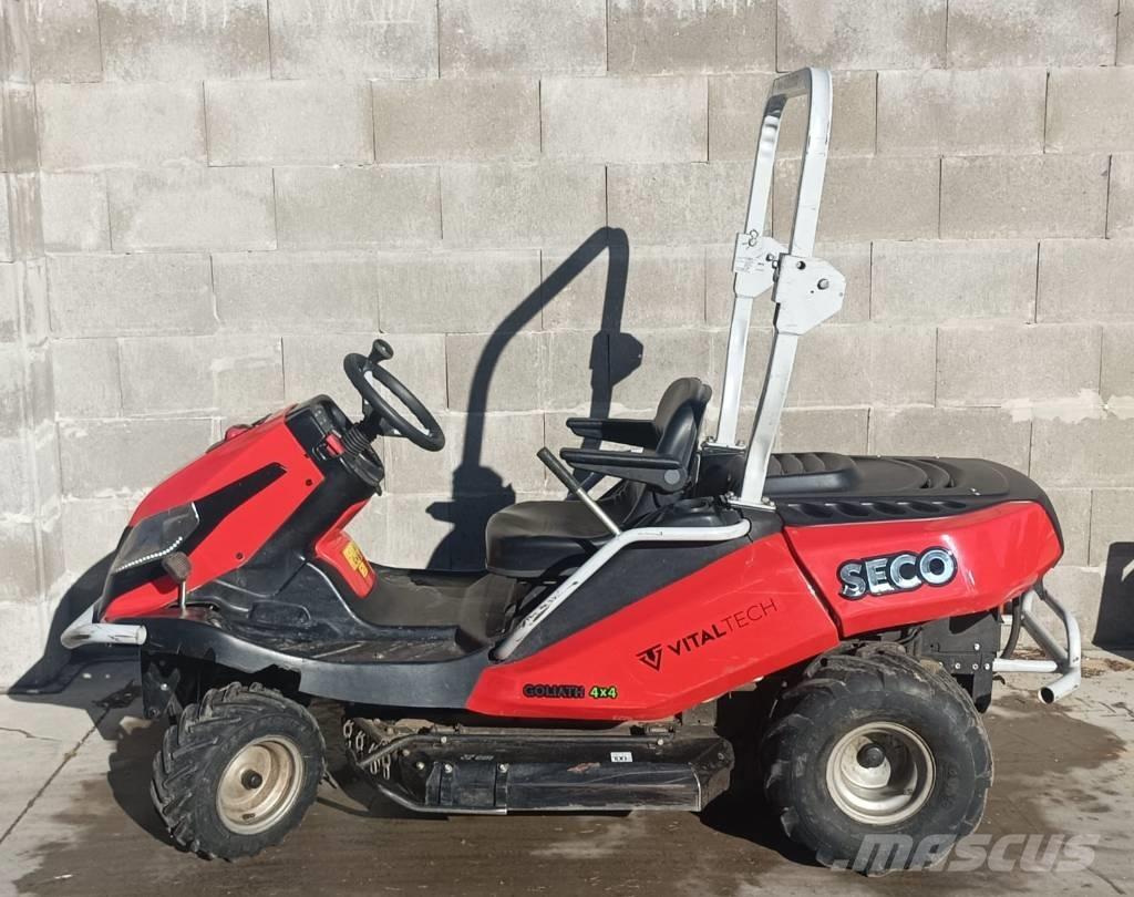 Seco Goliath 4x4 自走式フォレージハーベスター