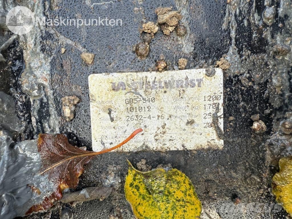 Kubota KX 101-3 ミニ油圧ショベル 7t以下（ミニユンボ・ミニディガー）