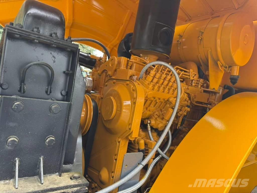 XCMG XS 223 J 振動ローラ