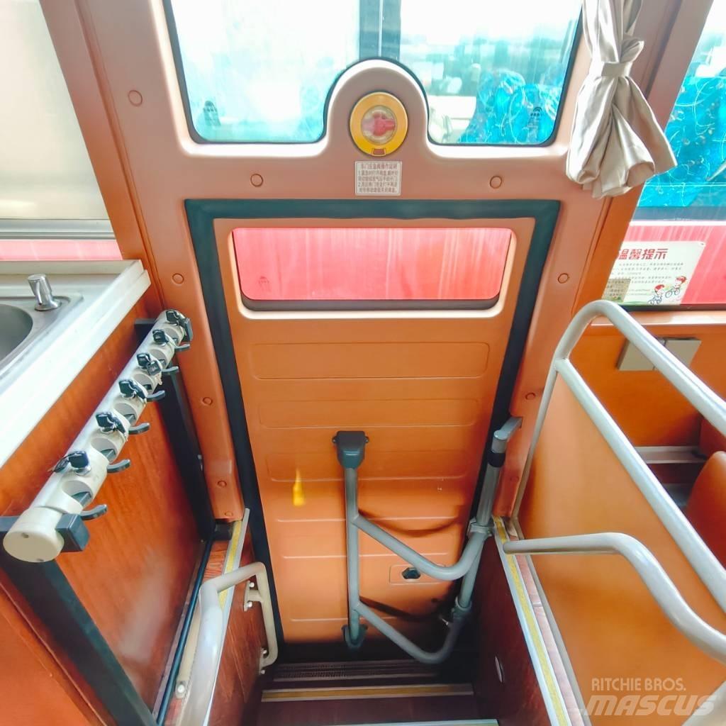 Yutong ZK6122HQ5Y 観光バス