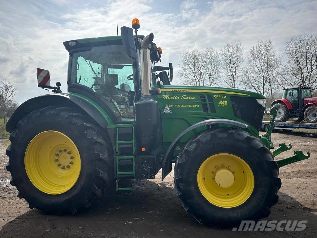 John Deere 6250 R トラクター