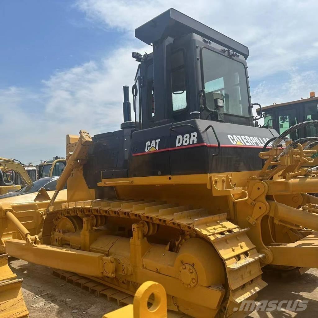 CAT D 8 R ブルドーザー