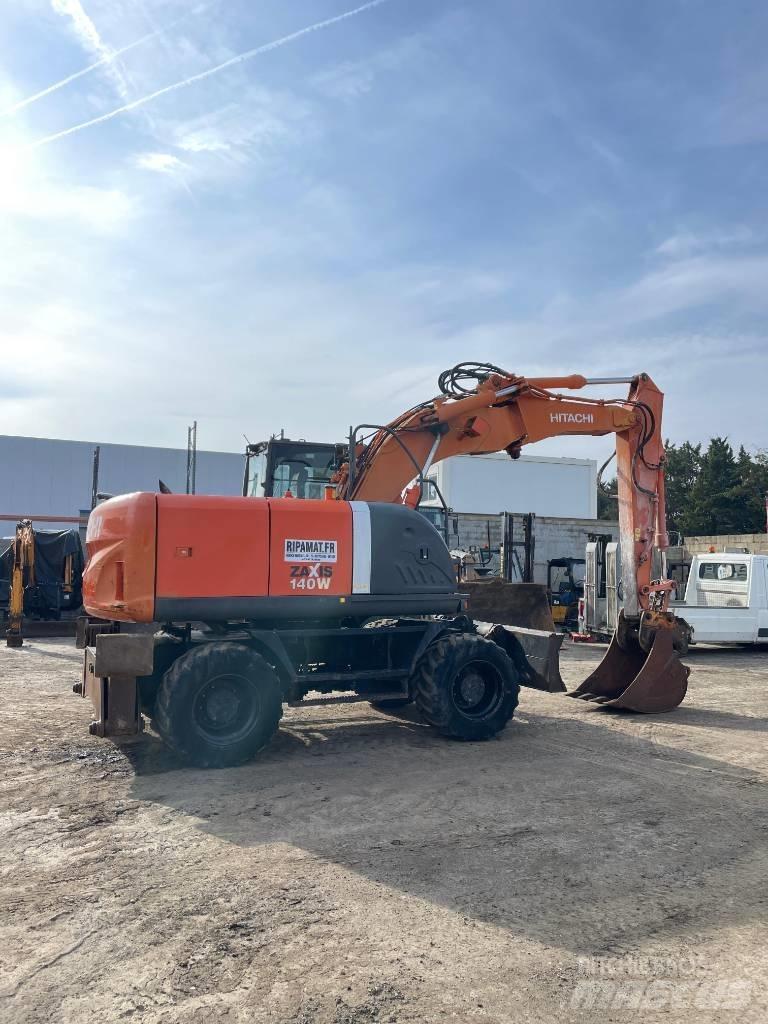 Hitachi Zaxis 140 W ホイール式油圧ショベル（パワーショベル・ユンボ・バックホー）