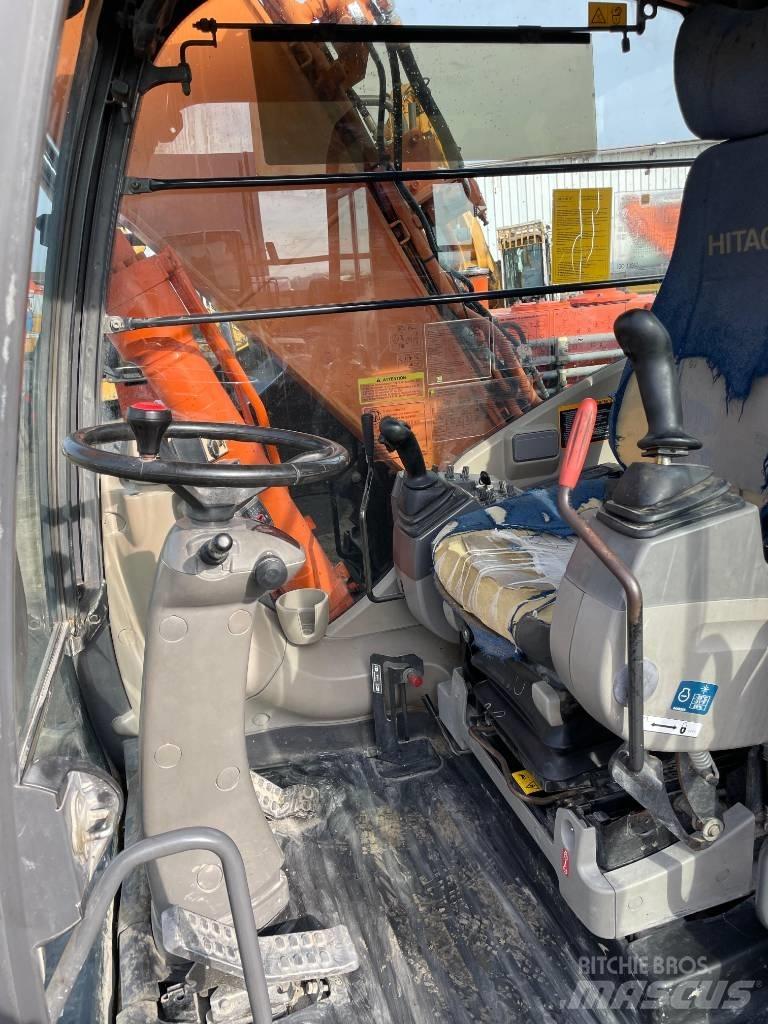 Hitachi Zaxis 140 W ホイール式油圧ショベル（パワーショベル・ユンボ・バックホー）