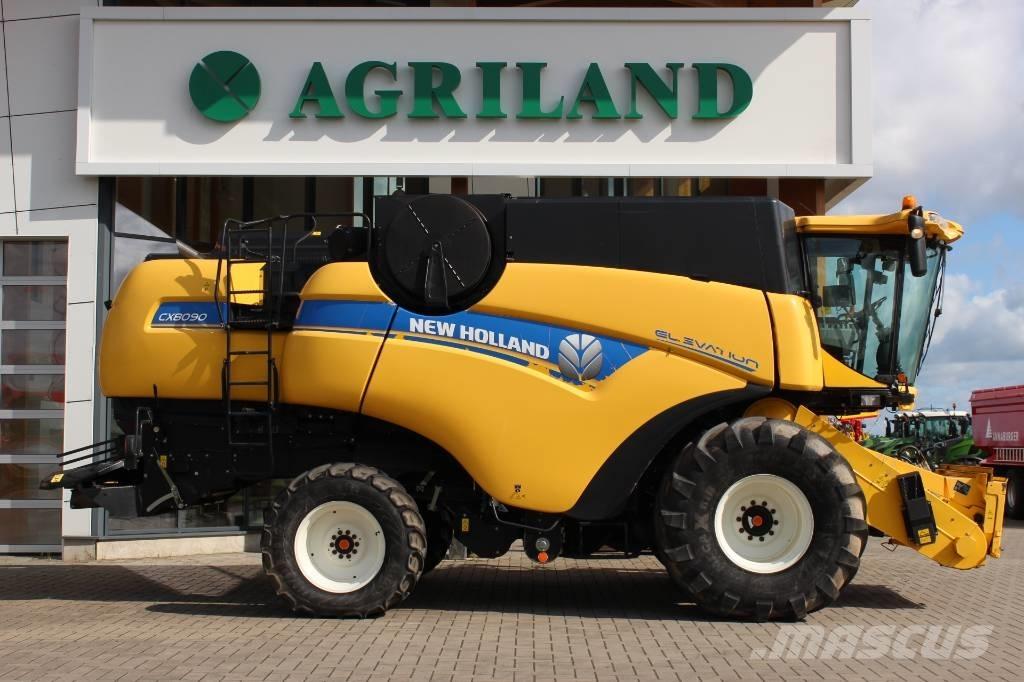 New Holland CX 8090 コンバイン