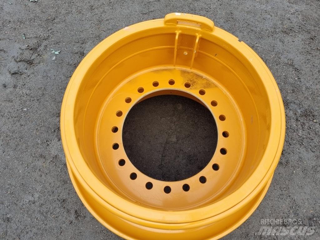 CASE 921 E rims タイヤ、ホイル、リム