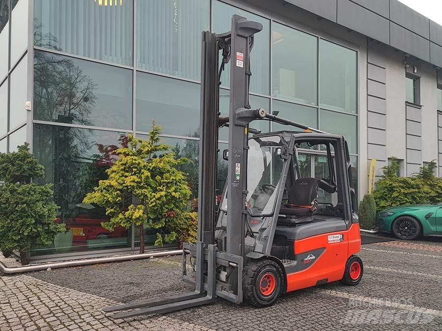 Linde E30L-01 バッテリーフォークリフト